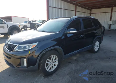 2015 Kia Sorento Lx from USA, damaged, VIN 5XYKT3A69FG635354